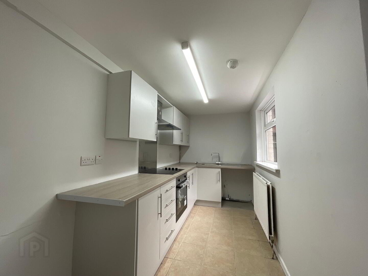 98 French Park Street 5 of 12