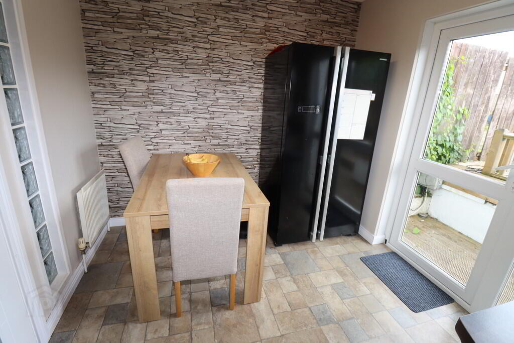 40 Mournebeg Drive 8 of 30