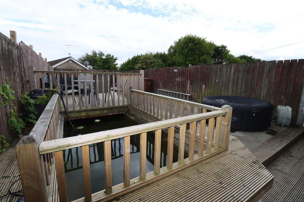 40 Mournebeg Drive 26 of 30