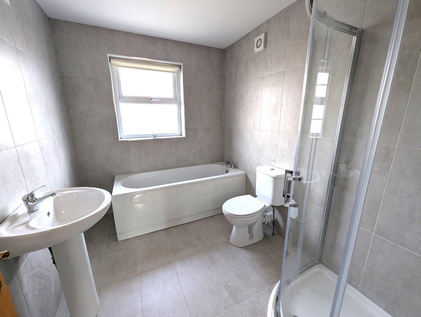 31 Greenpark Drive 9 of 12