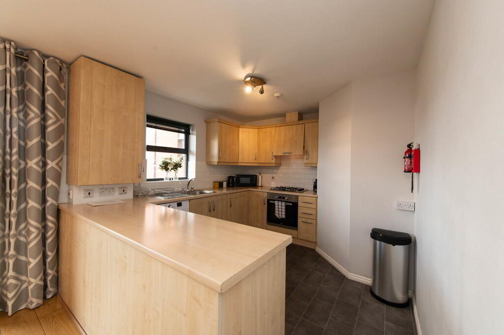 Apt 25 Clarendon Quay, 1 Pilot Street 11 of 20