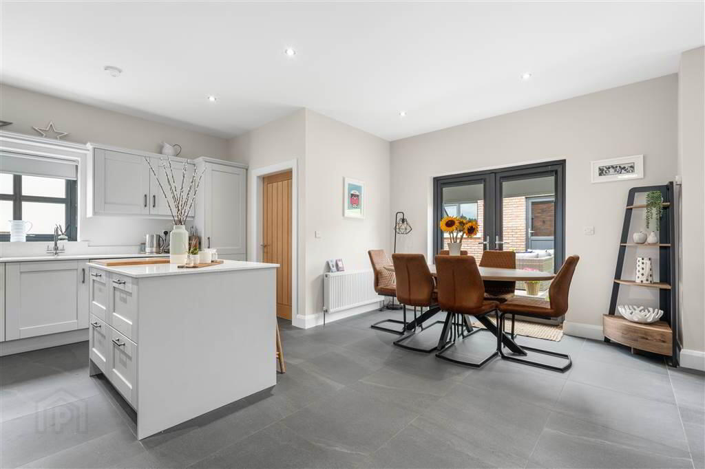 74 Castlegate 16 of 45