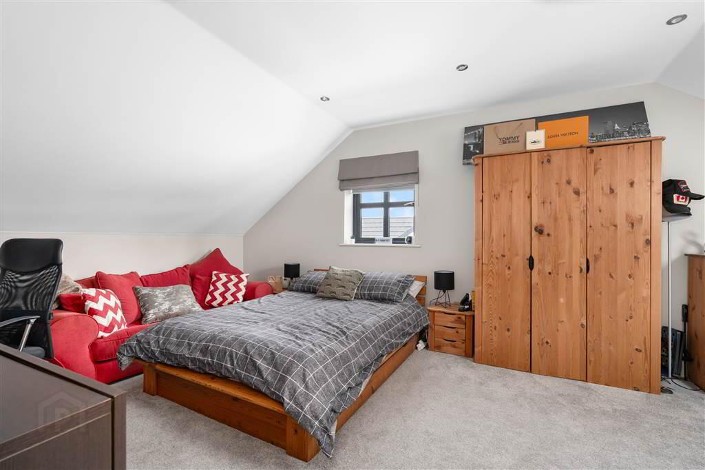 74 Castlegate 34 of 45