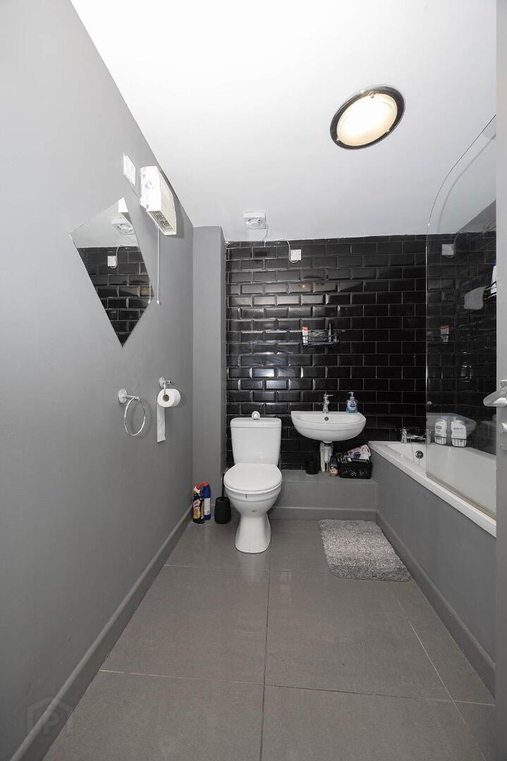34b Downshire Avenue 11 of 13