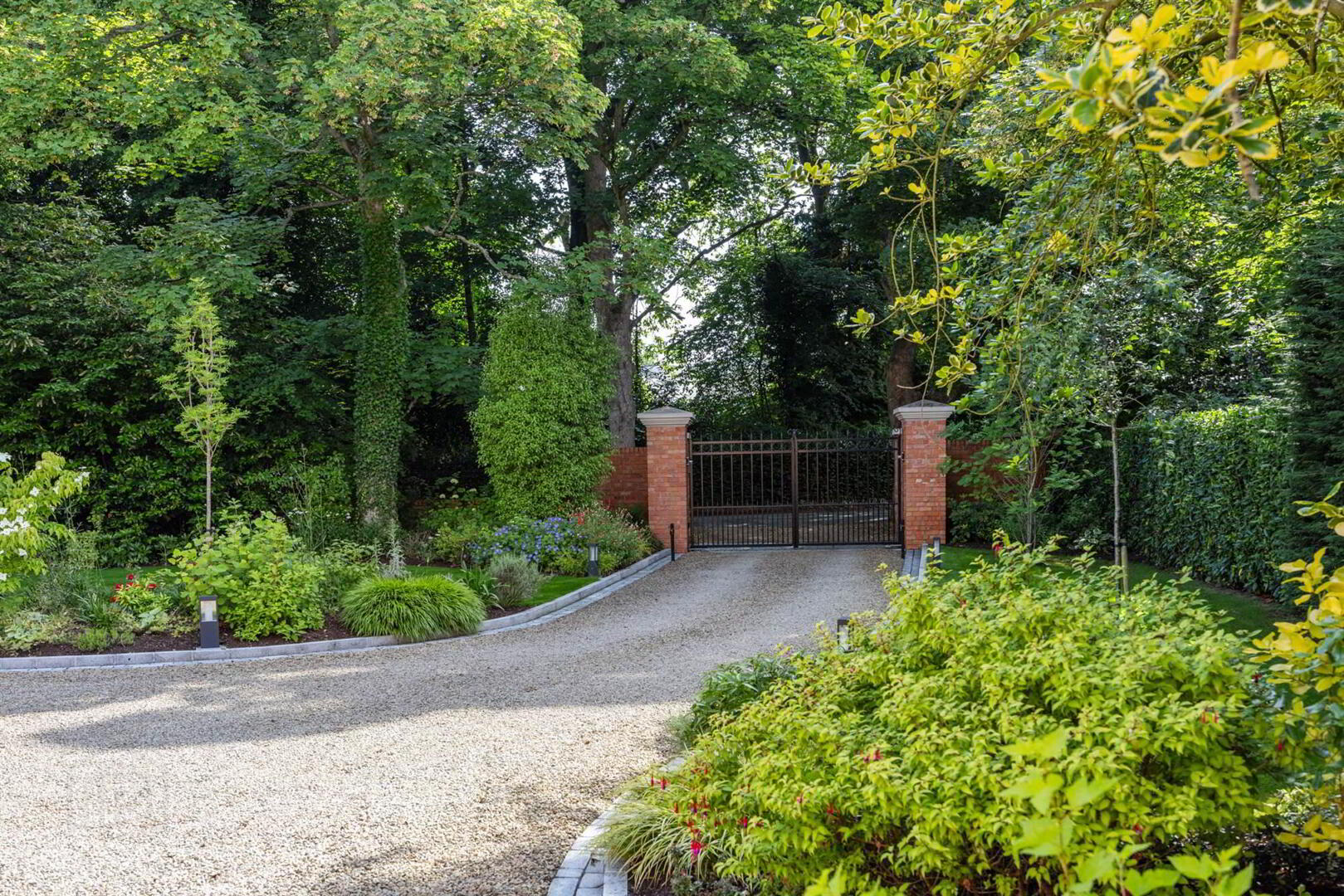 88 Circular Road 7 of 109