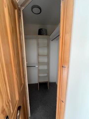 27c Lever Road 4 of 13