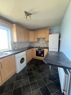 27c Lever Road 9 of 13