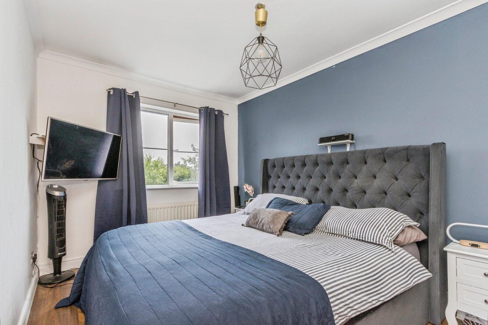 7 Hawthorn Rise 13 of 22