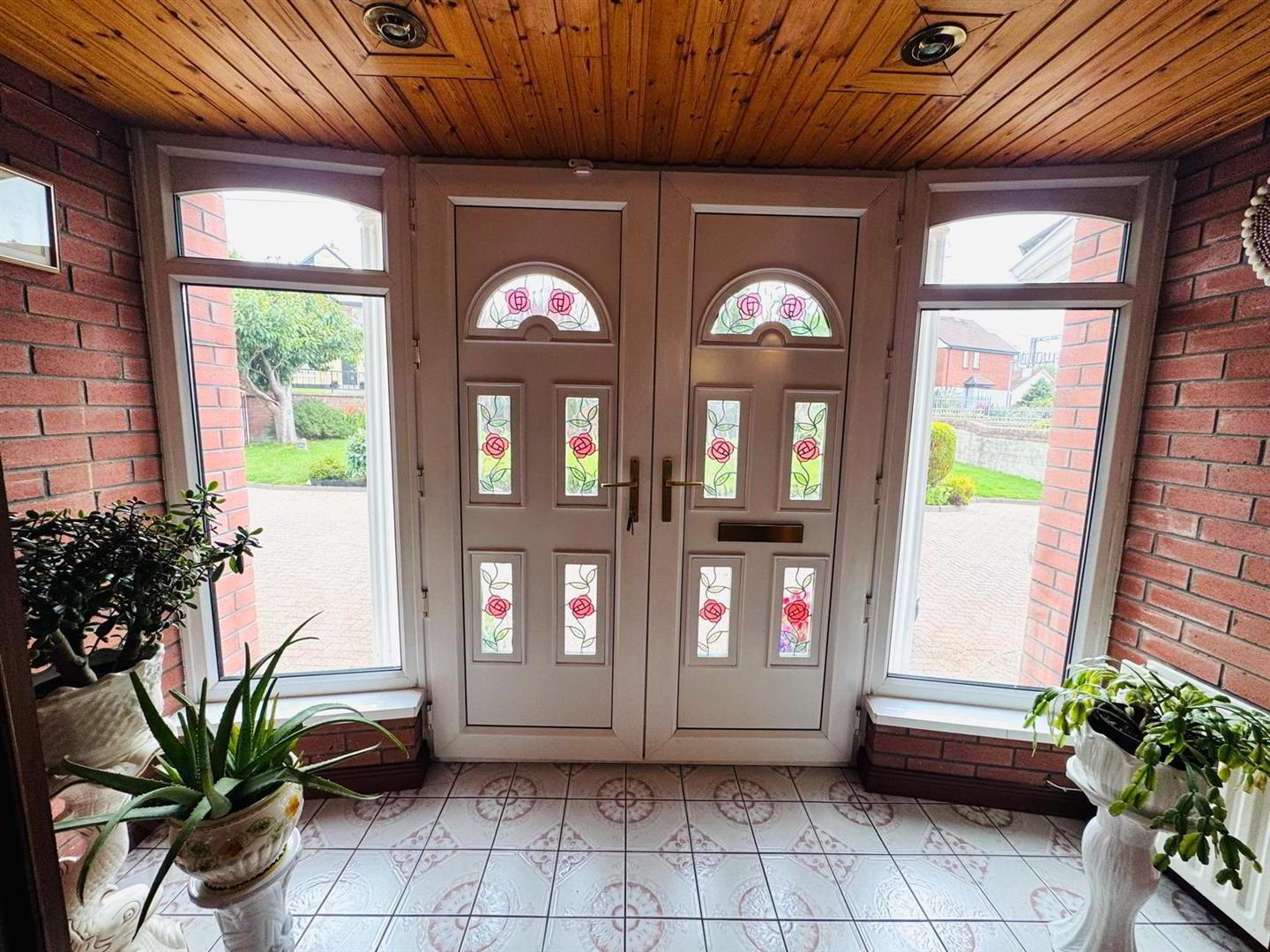 76 Woodend Road 5 of 36