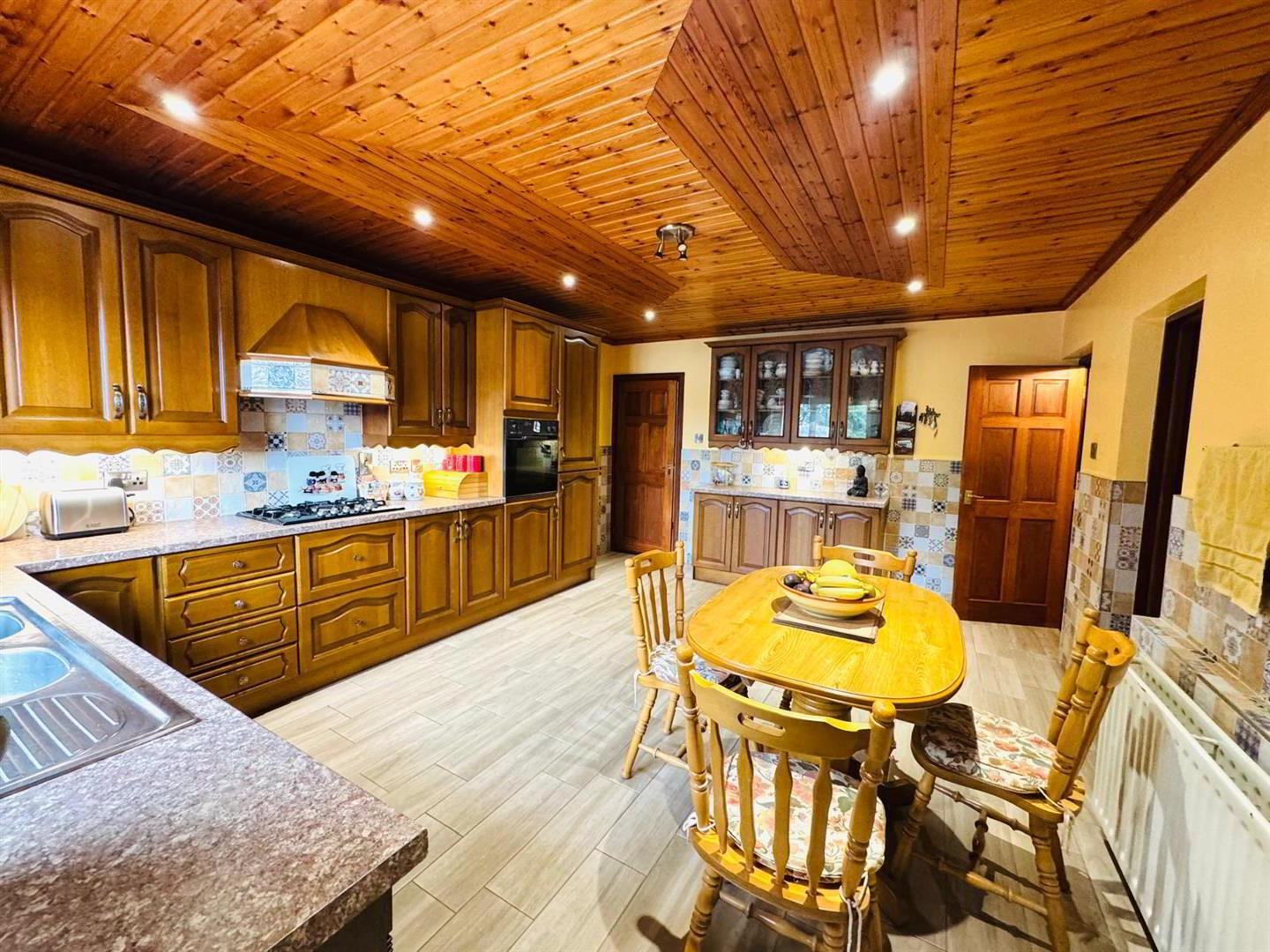 76 Woodend Road 18 of 36