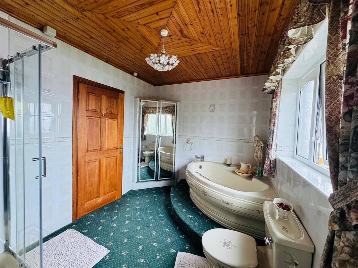 76 Woodend Road 33 of 36