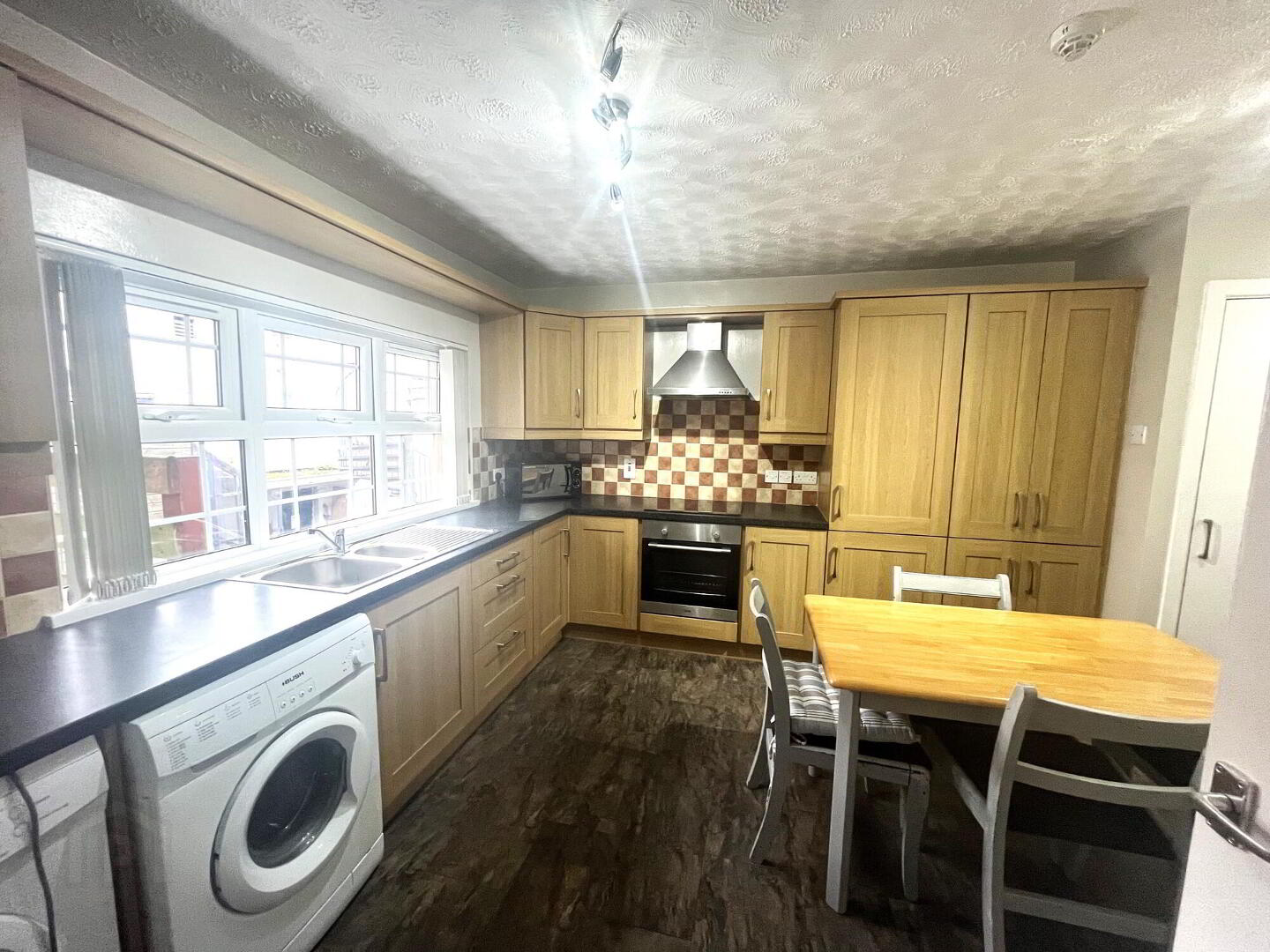 9b Bath Street 3 of 7