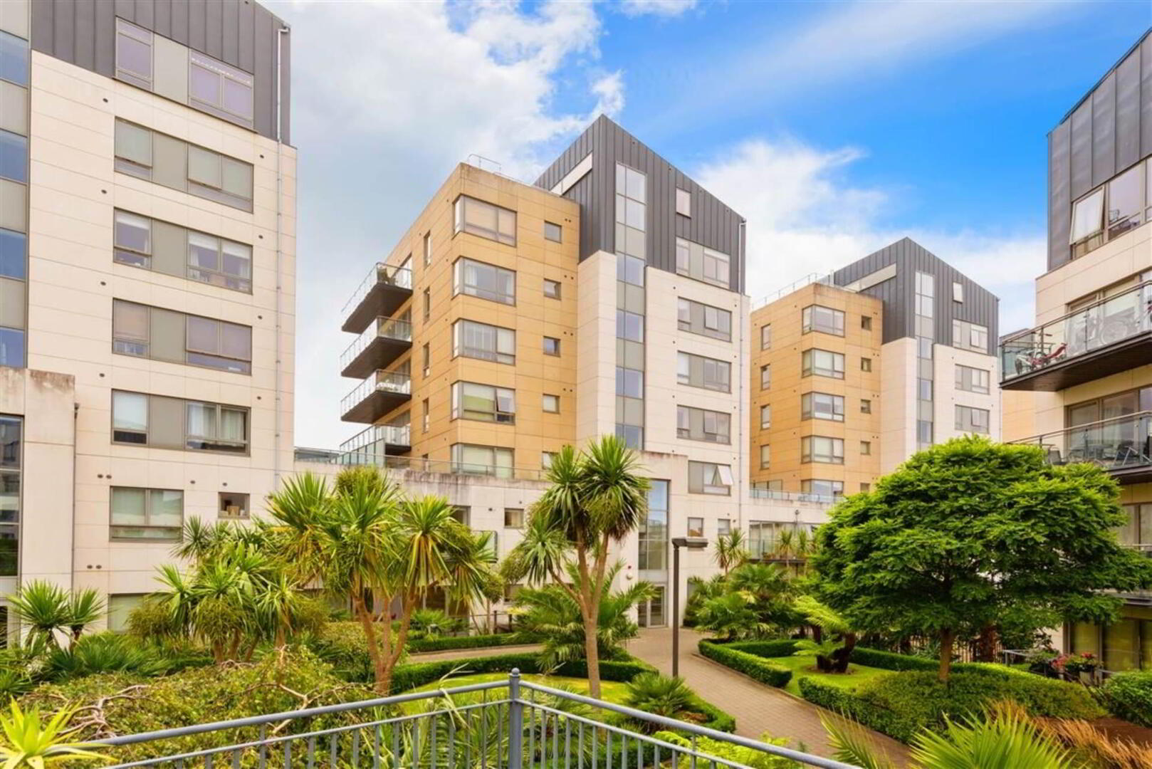 Apartment 170 Beechwood Court 1 of 13