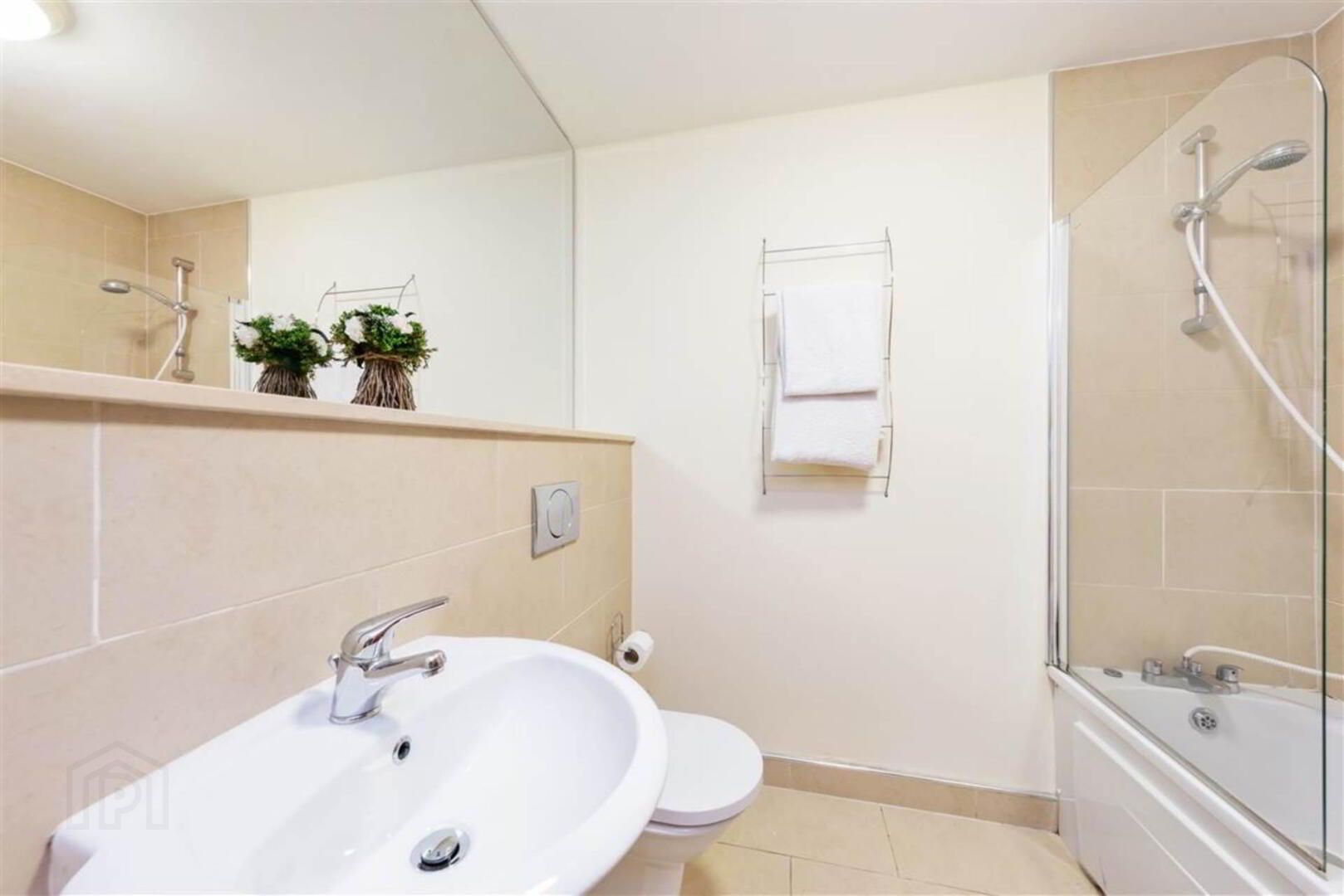 Apartment 170 Beechwood Court 10 of 13