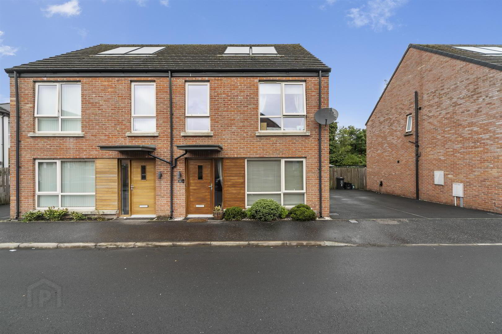 property description image
