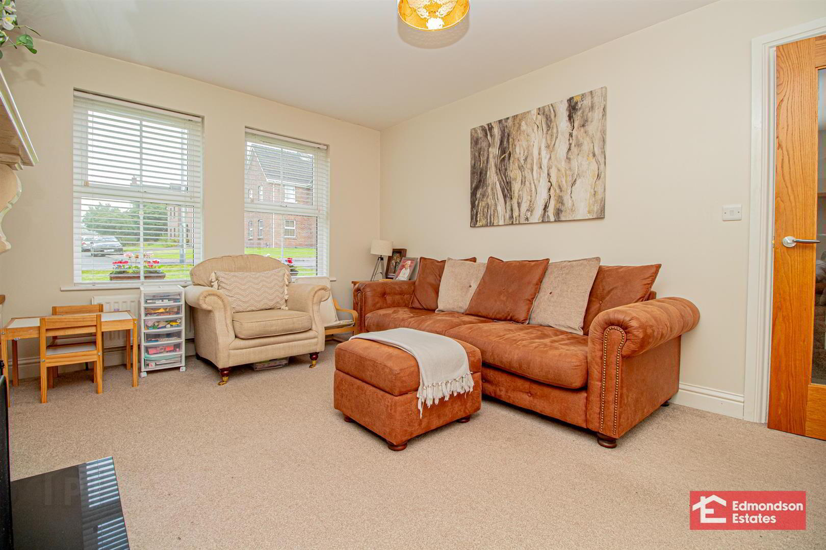 2 Dermont Lane 8 of 29