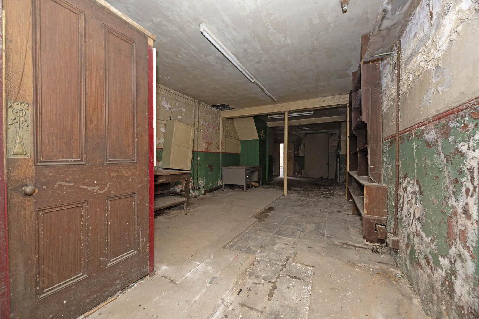 2 Woodville Street 3 of 4