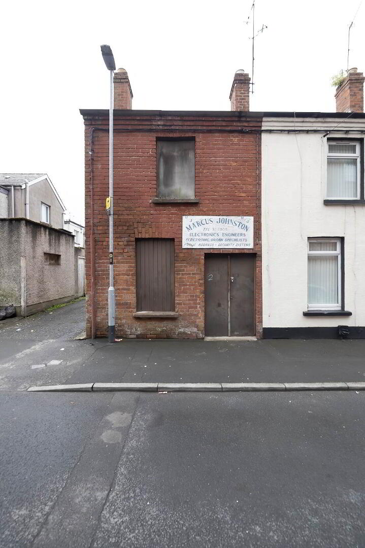 2 Woodville Street 1 of 4