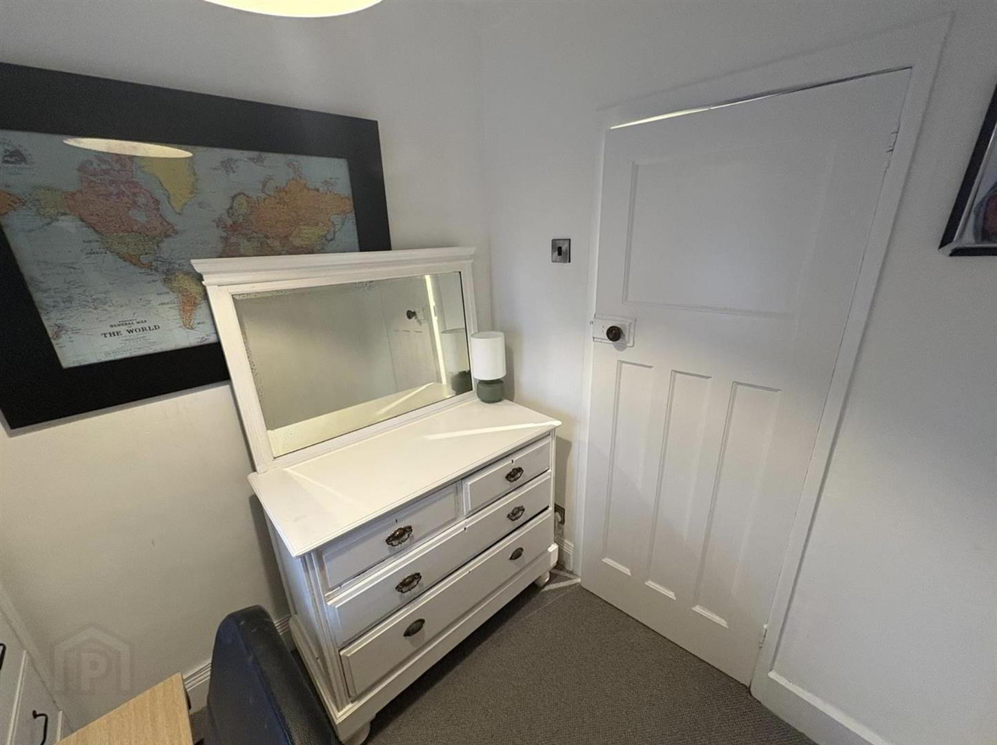 75 Upper Lisburn Road 12 of 17