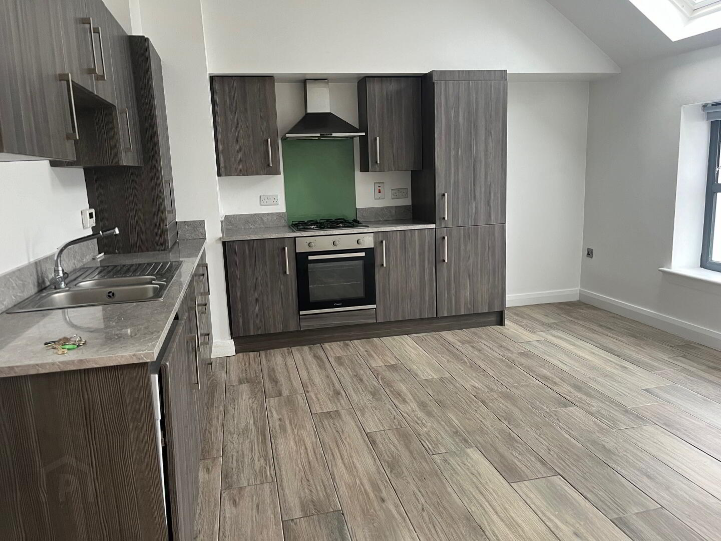 Unit 3, 70 Seacliff Road 4 of 16