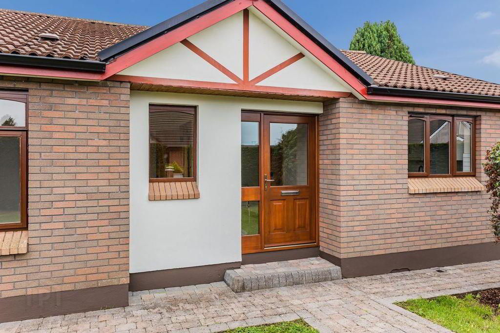 1 Hazelbrook 22 of 24