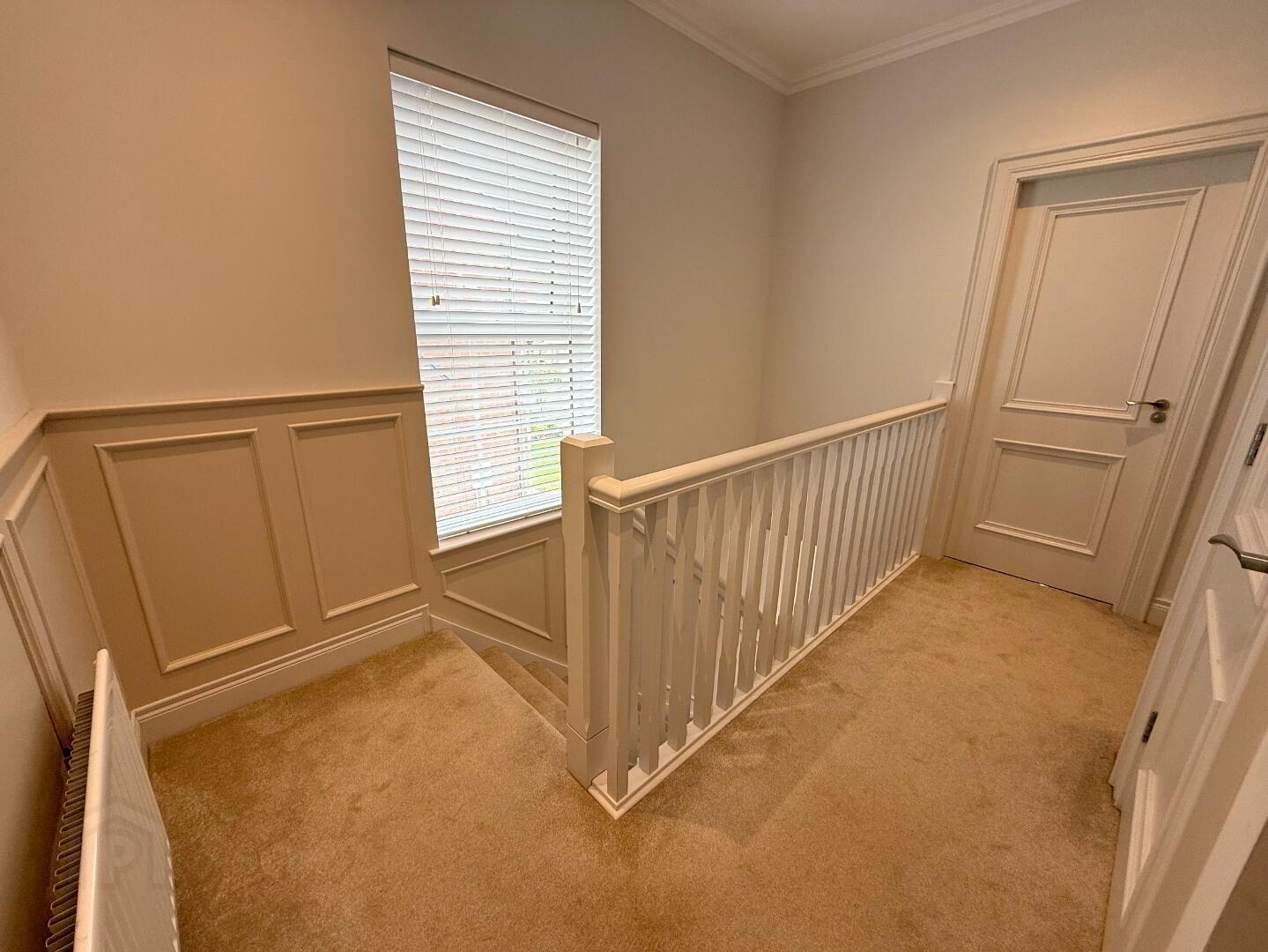 6 Deanery Gardens 19 of 36