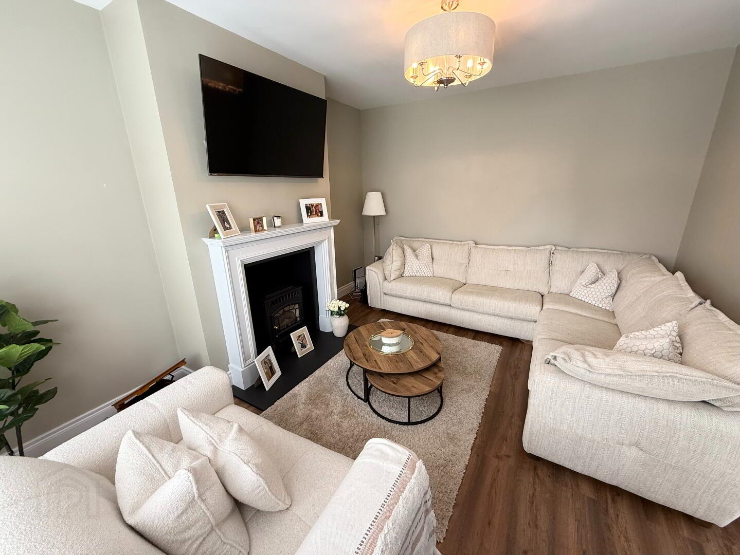 6 Deanery Gardens 7 of 36