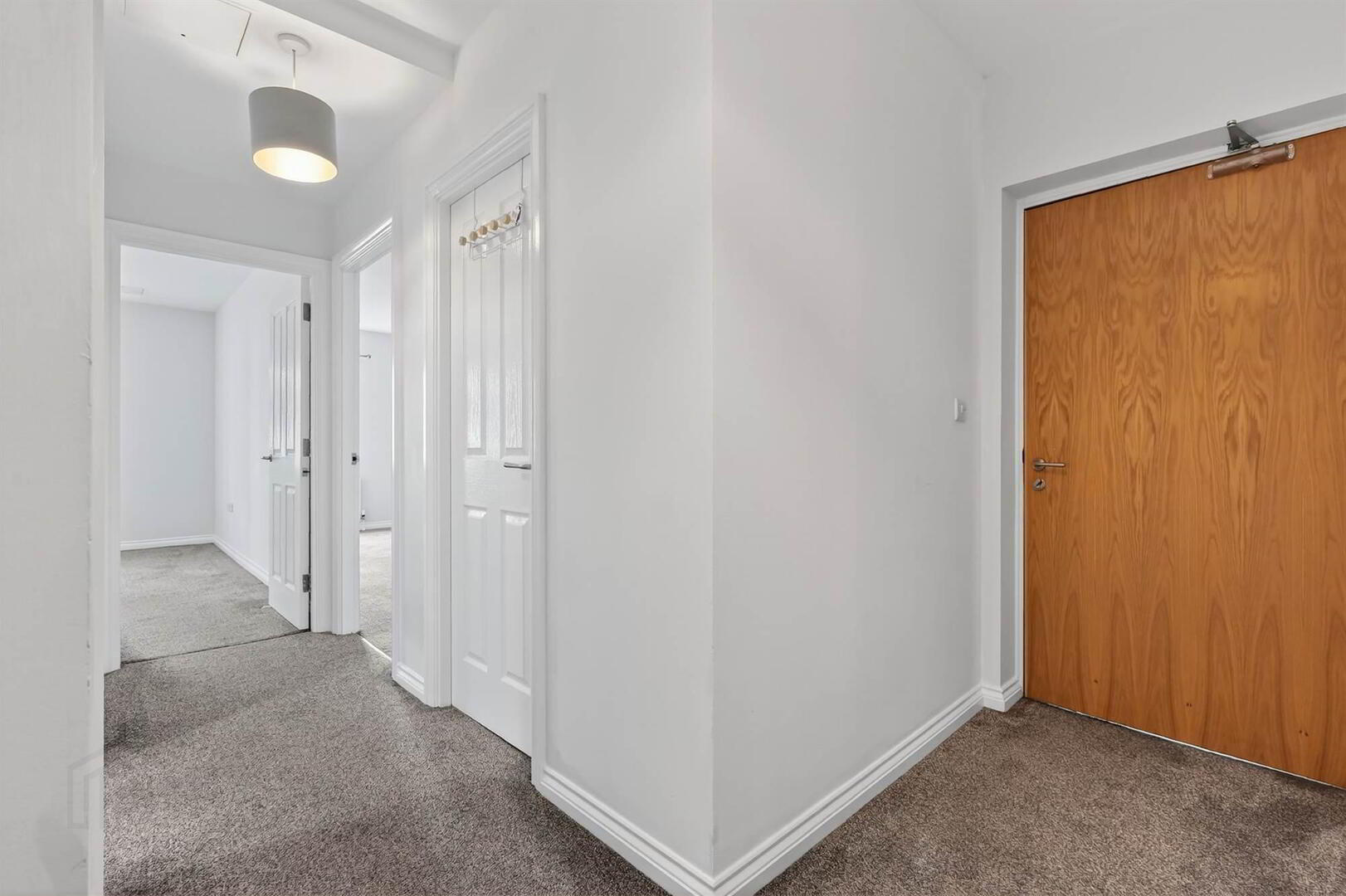 304 Saint Anne's Square , Albert Court, 7 Edward Street 4 of 16