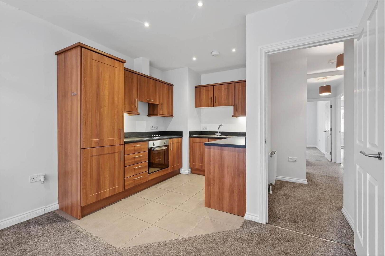 304 Saint Anne's Square , Albert Court, 7 Edward Street 6 of 16