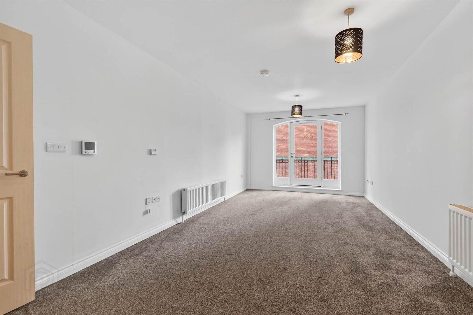 304 Saint Anne's Square , Albert Court, 7 Edward Street 9 of 16