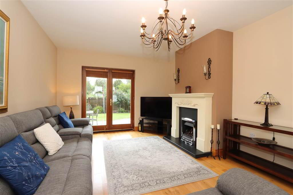 16 Hazelwood Lane 9 of 37