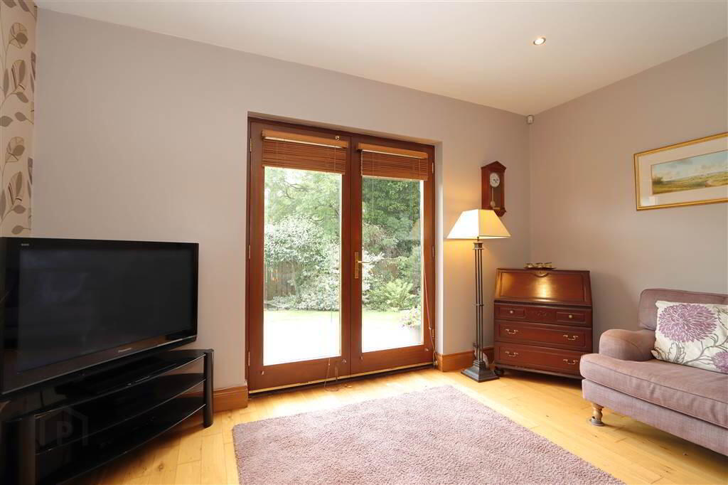 16 Hazelwood Lane 14 of 37