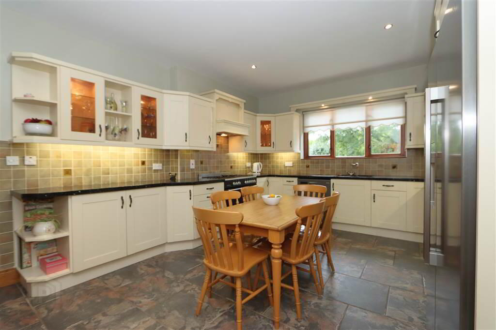 16 Hazelwood Lane 16 of 37