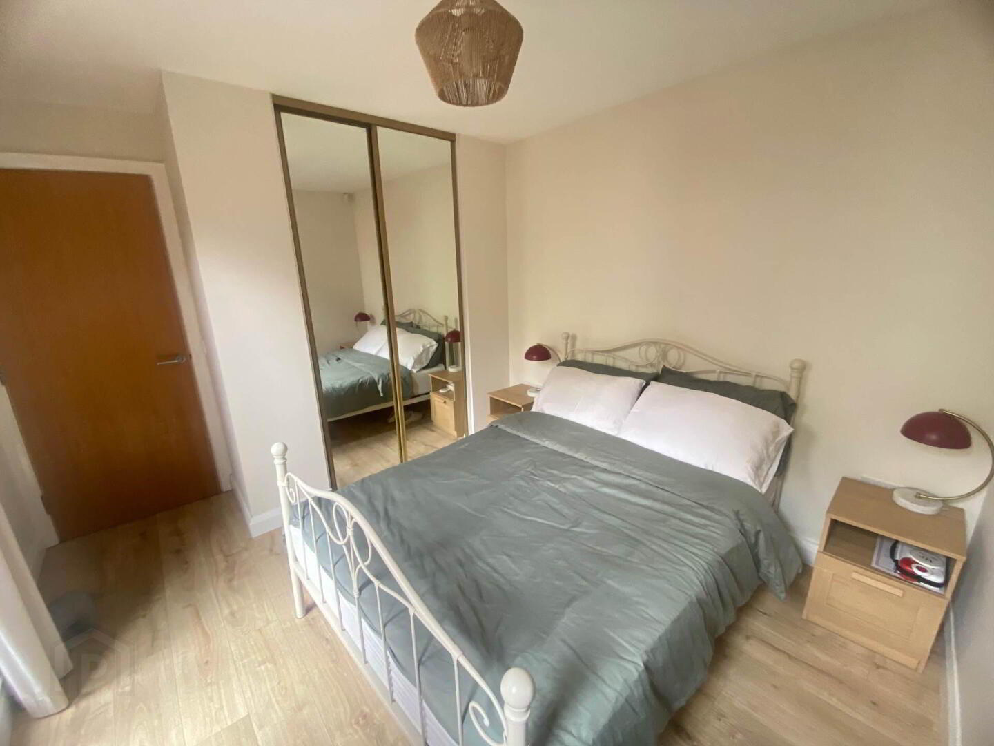8 Grovefield Street 8 of 14
