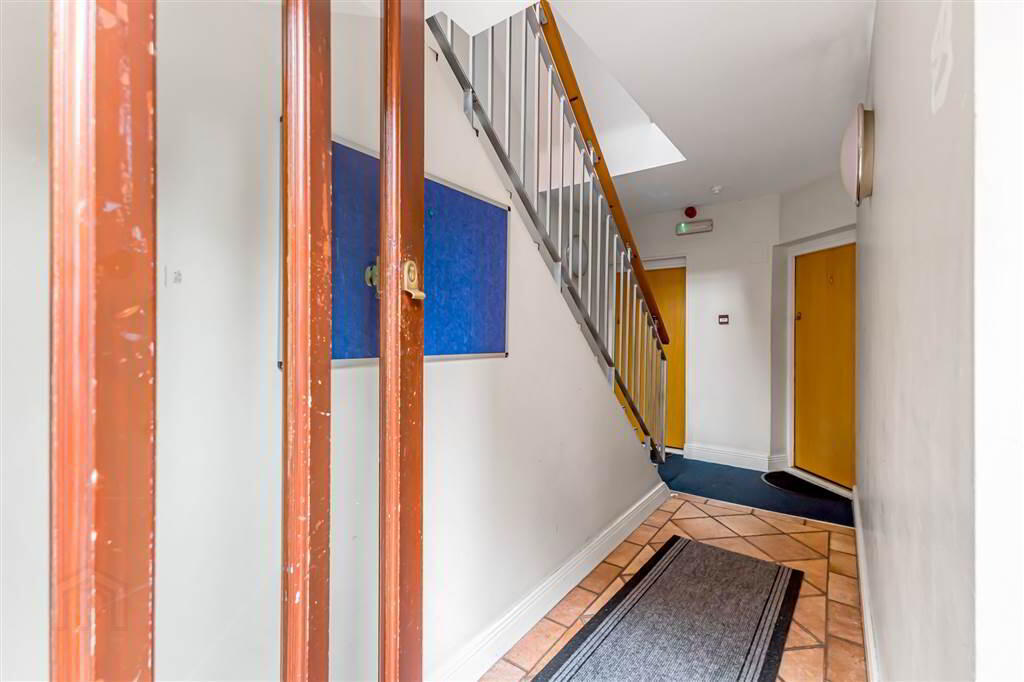 6 Chlorine Mews 3 of 15