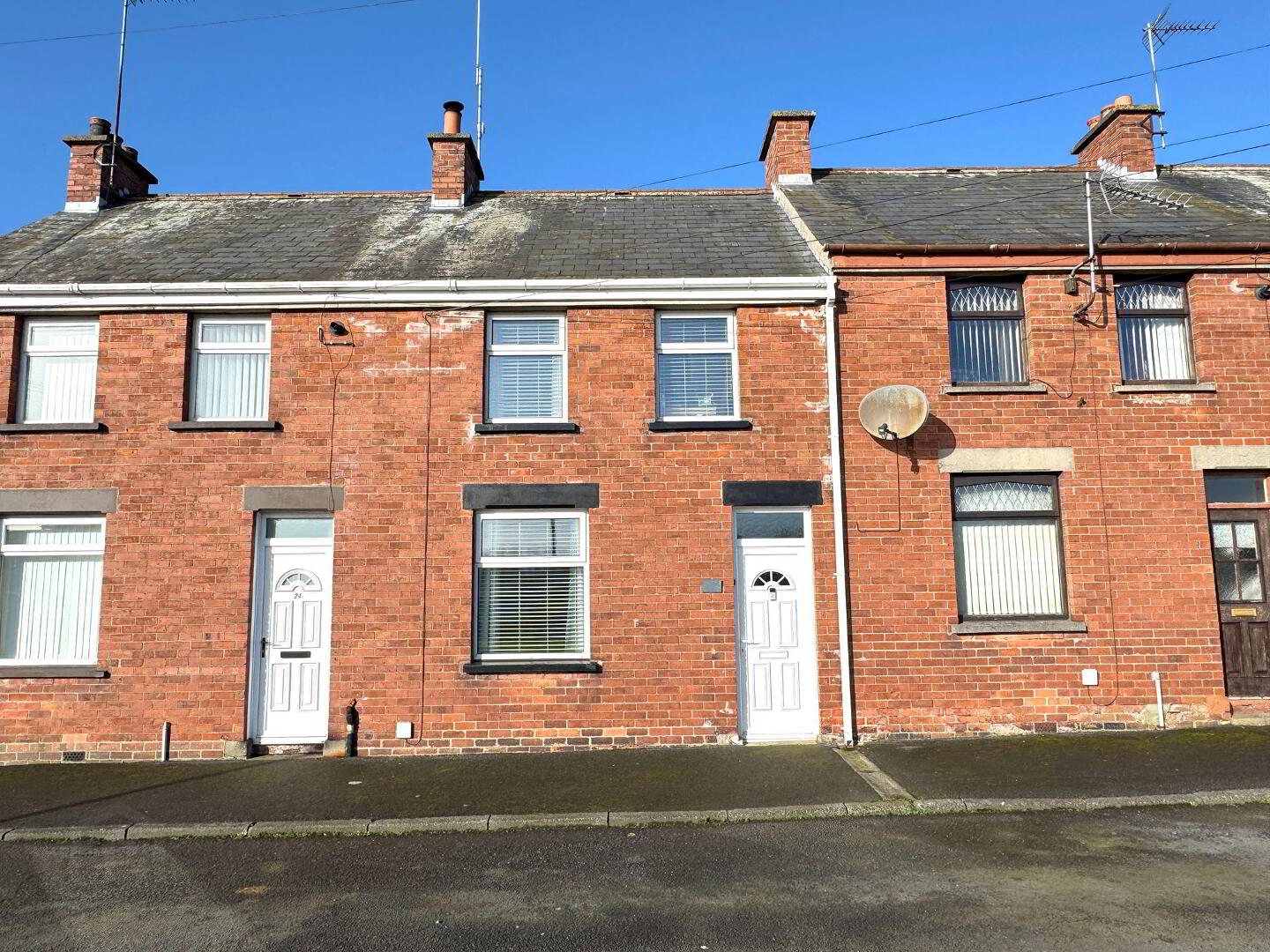 23 Edenderry Gardens 1 of 18