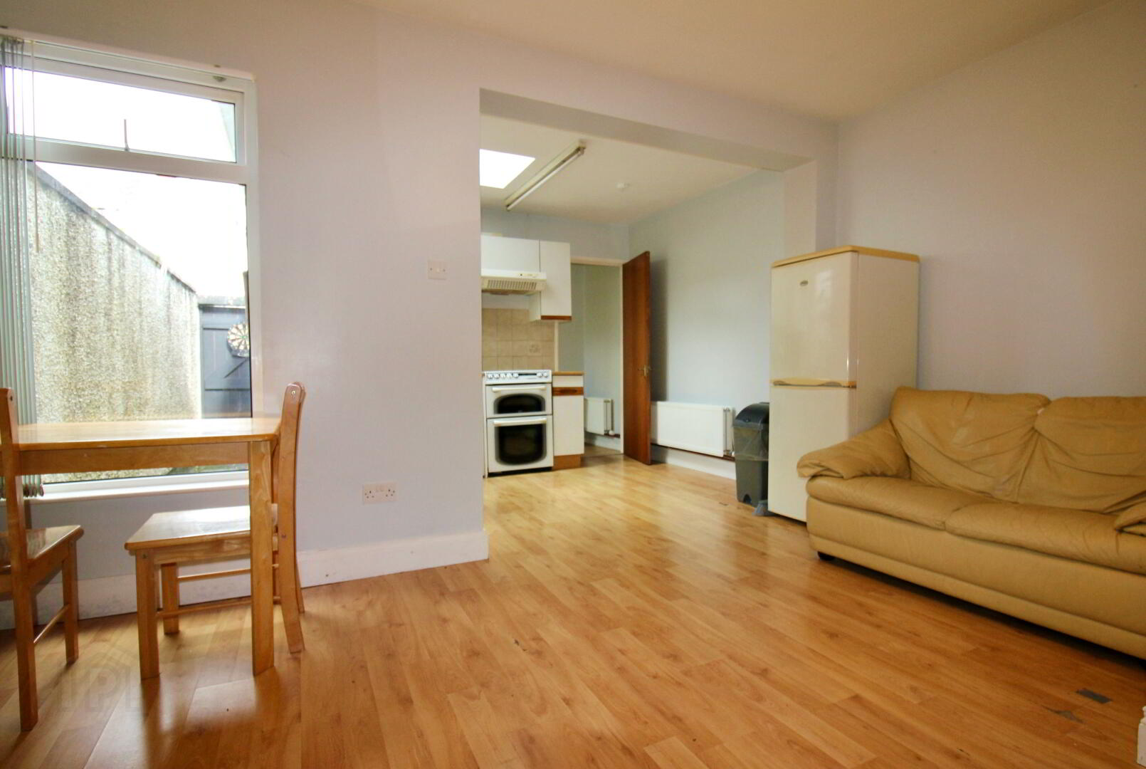 15 Clonavon Avenue 3 of 11