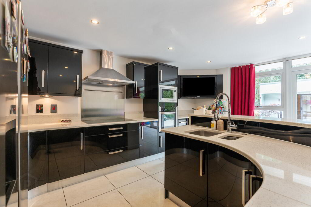 242 Malone Road 8 of 33