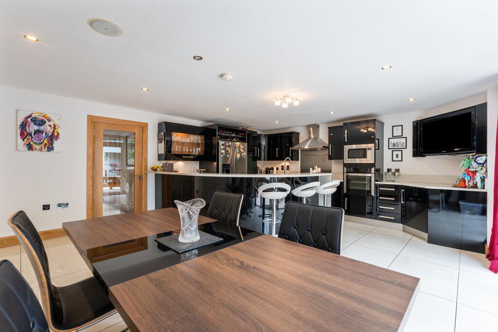242 Malone Road 9 of 33