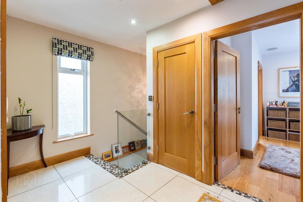 242 Malone Road 12 of 33