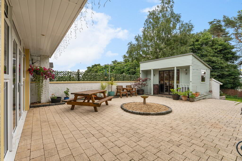 242 Malone Road 25 of 33