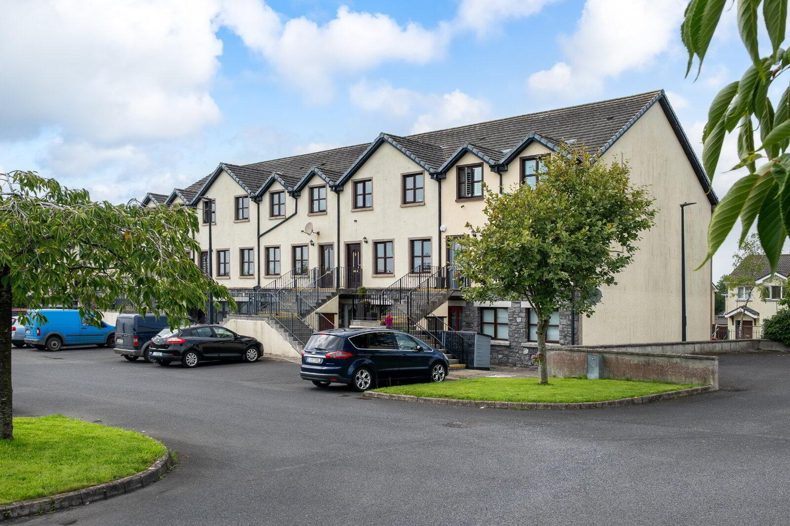 14 Chapel Lane Apartments 2 of 11