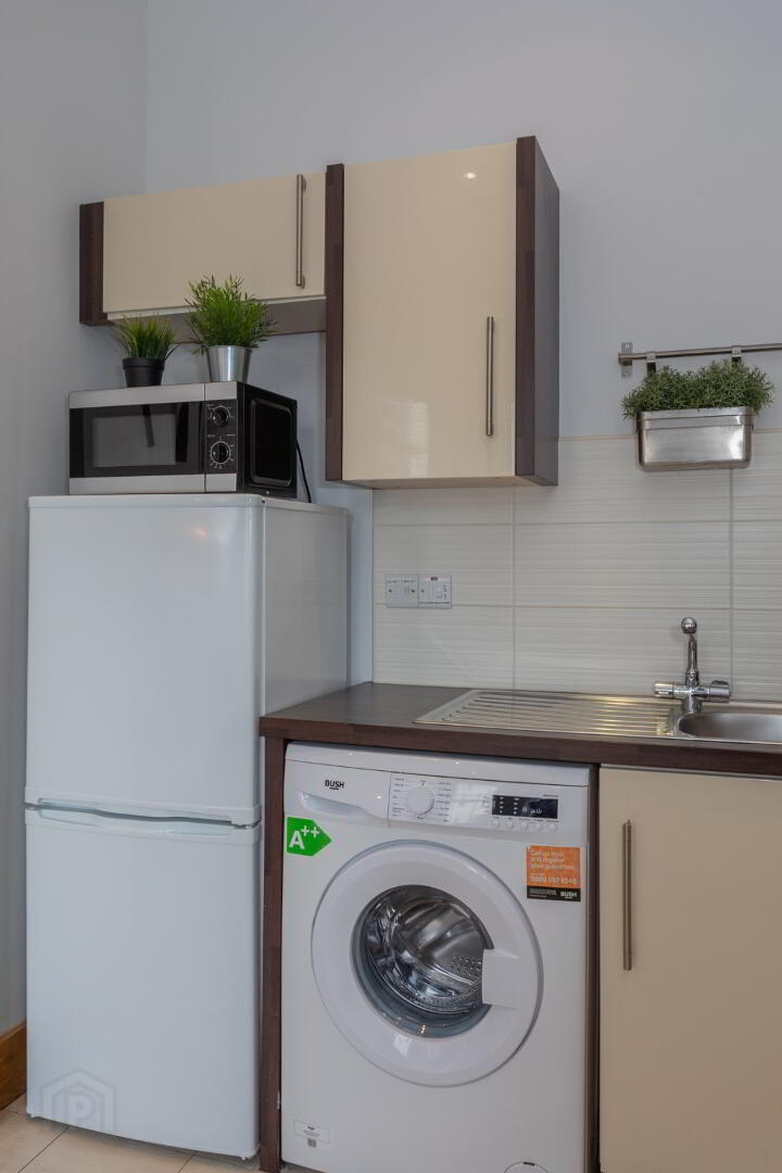 Unit A, 68 Cromwell Road 15 of 43