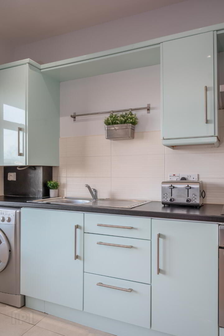 Unit B, 68 Cromwell Road 15 of 46