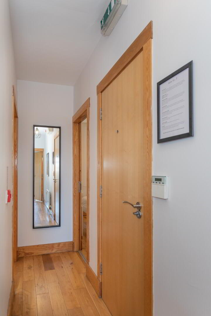 Unit B, 68 Cromwell Road 41 of 46