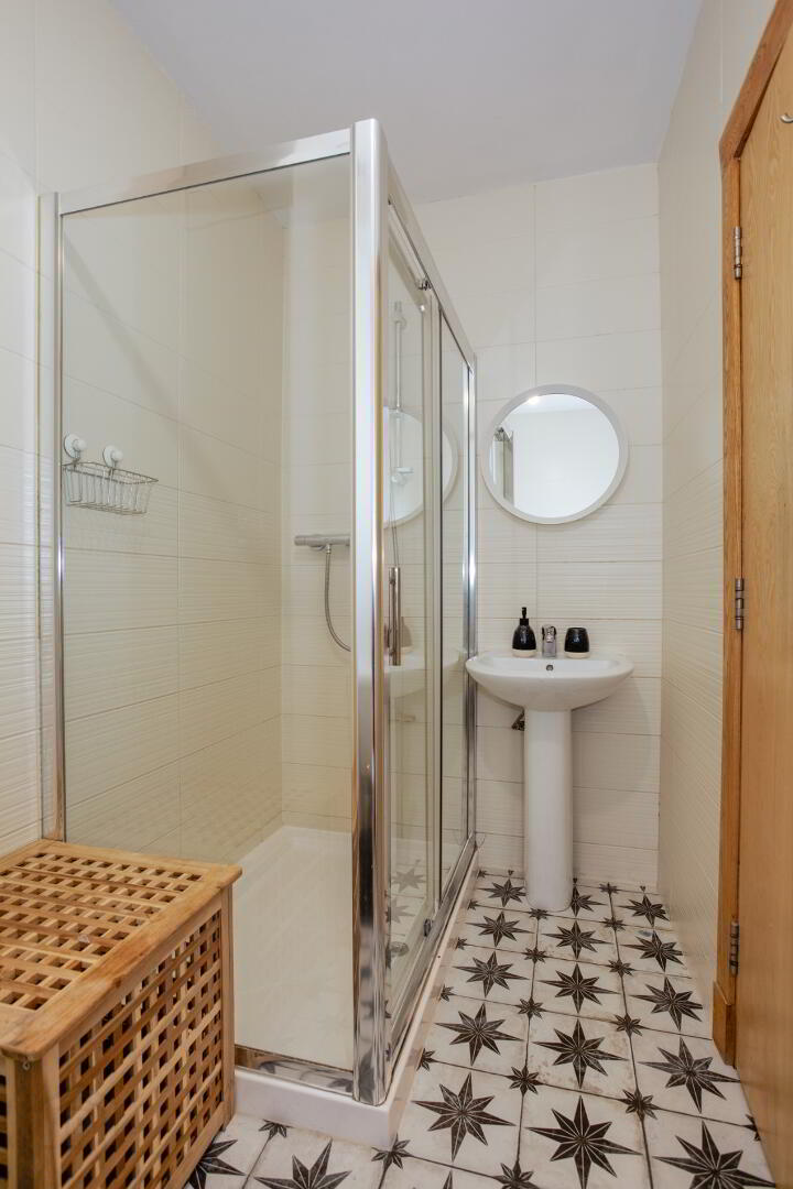 Unit B, 68 Cromwell Road 44 of 46