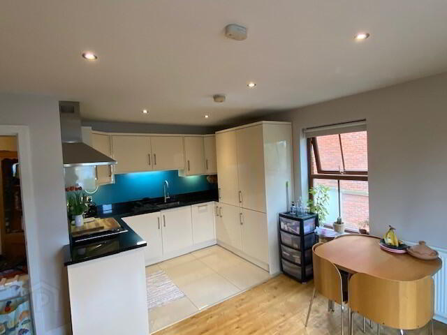 22 Upper Lisburn Road 6 of 15