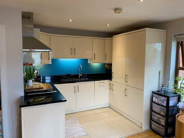 22 Upper Lisburn Road 3 of 15