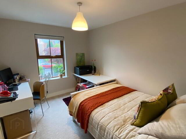 22 Upper Lisburn Road 7 of 15