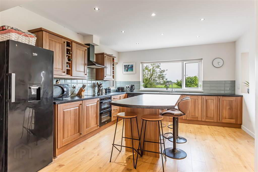 251 Hillhall Road 17 of 57